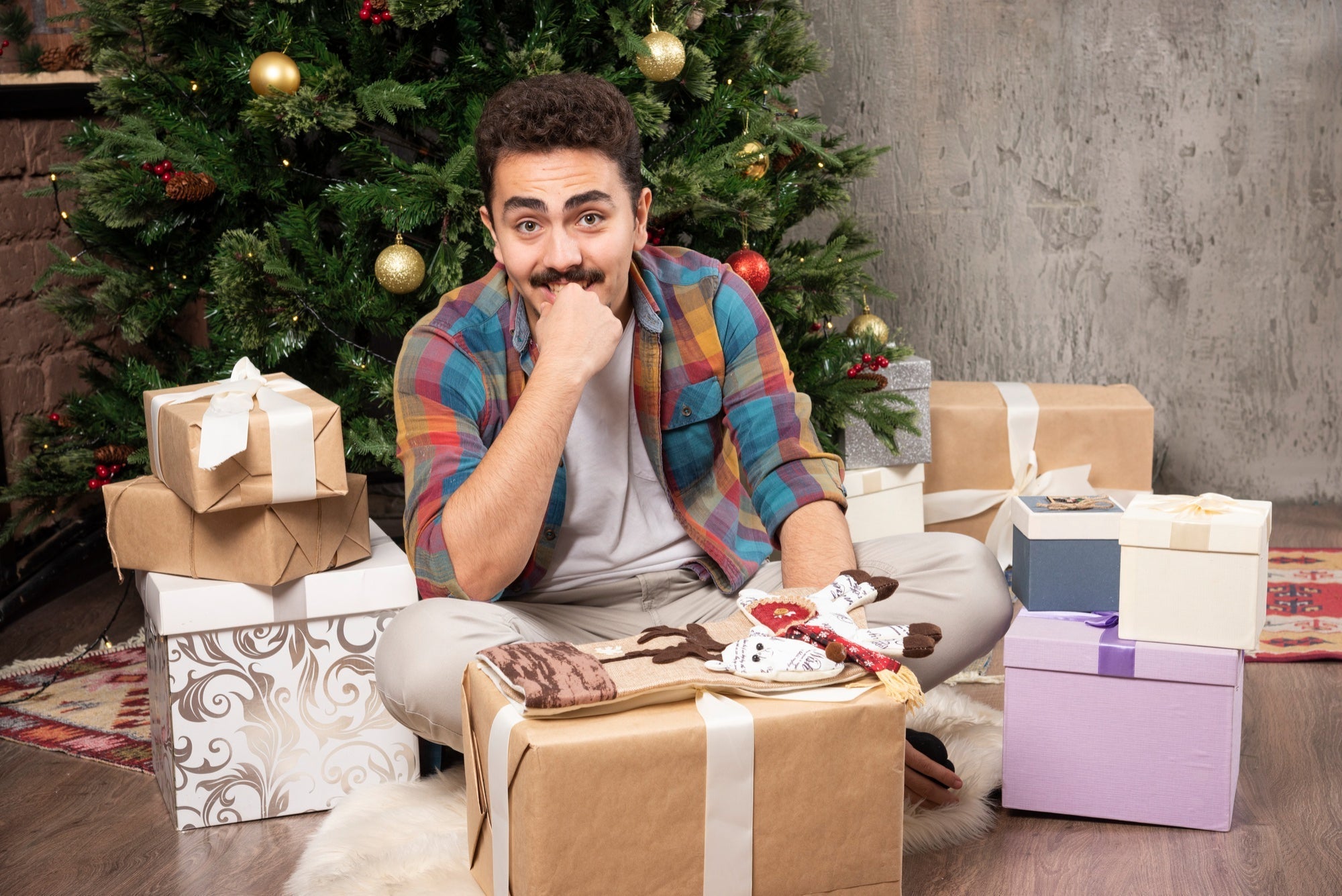 7 Brilliant Tech Gifts for Men That'll Actually Get Used in 2025 (Not Collecting Dust)